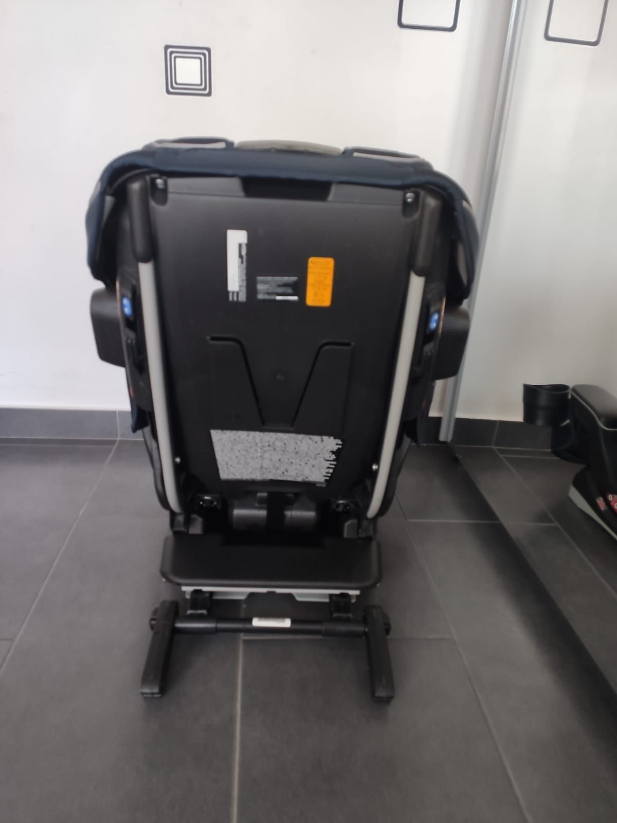 Scaun auto Graco Slimfit LX cu isofix pentru copii intre 0 și 36 kg