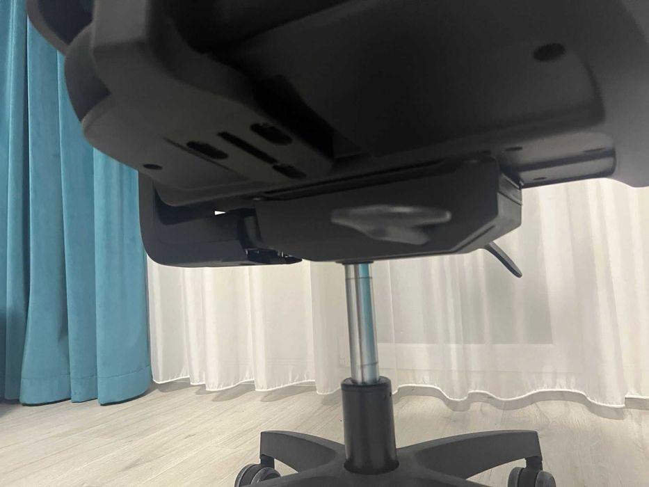 Scaun ergonomic stare foarte buna (nou)