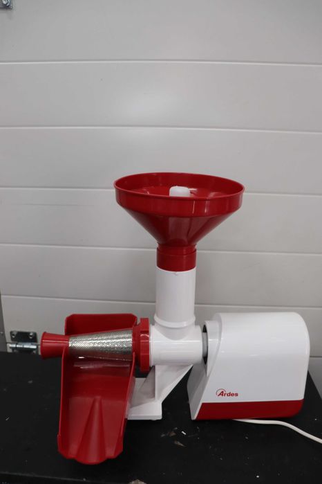 ARDES, Електрическа преса за домати със стоманен филтър AR74AM80