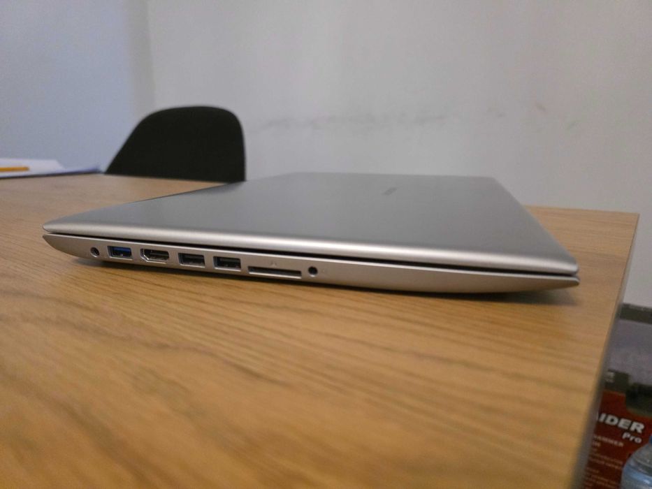 Medion Akoya S6219 15,6 инча