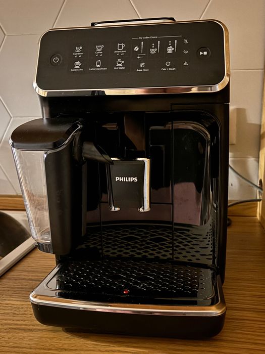 Espressor Philips LatteGo 3200 - model EP3241/50