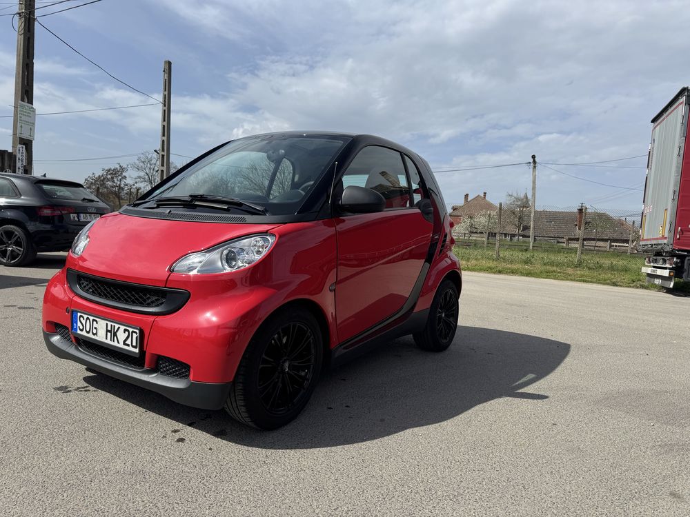 Smart Fortwo 1,0 12V Coupe MHD Automat an 2010 139.000 km Panoramic