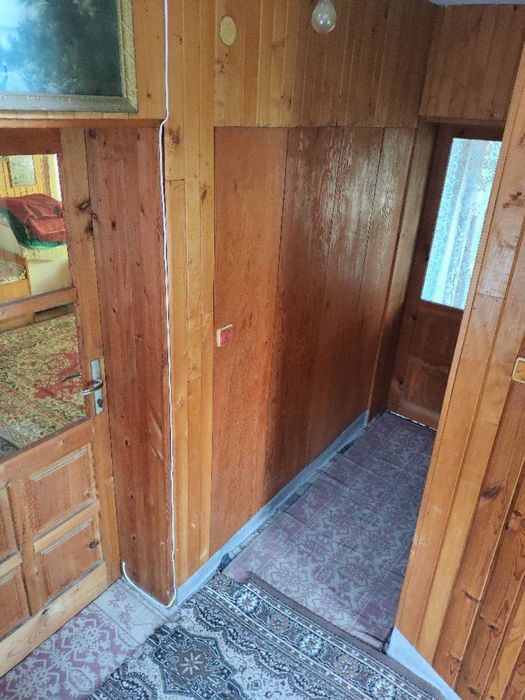 Едноетажна къща с двор 770 кв.м