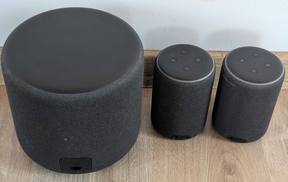 Amazon Echo SUB + 2 x Amazon Echo Plus, stare buna, fara alimentator