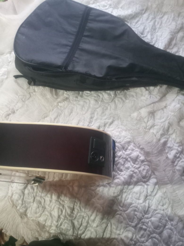 Gitara akustichiski