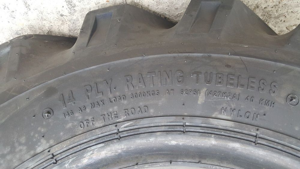Cauciucuri industriale buldo fata 12.5/80-18 OZKA 14PR cauciuc JCB R18