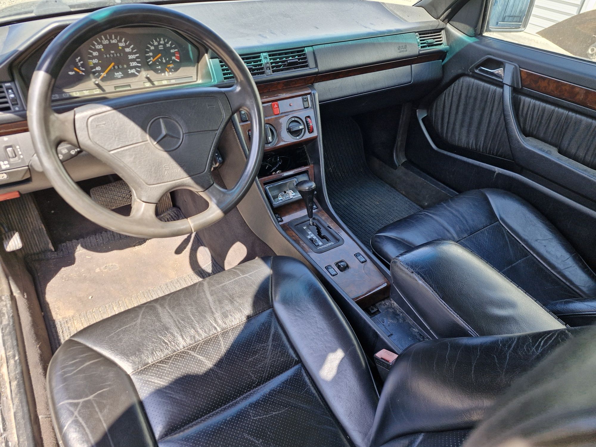 Мерцедес 124 КУПЕ 2.2 150к.с НА ЧАСТИ