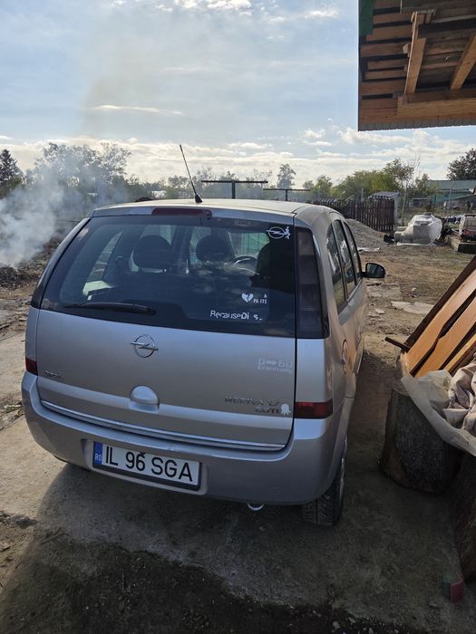 Vând Opel meriva 1.7cdti