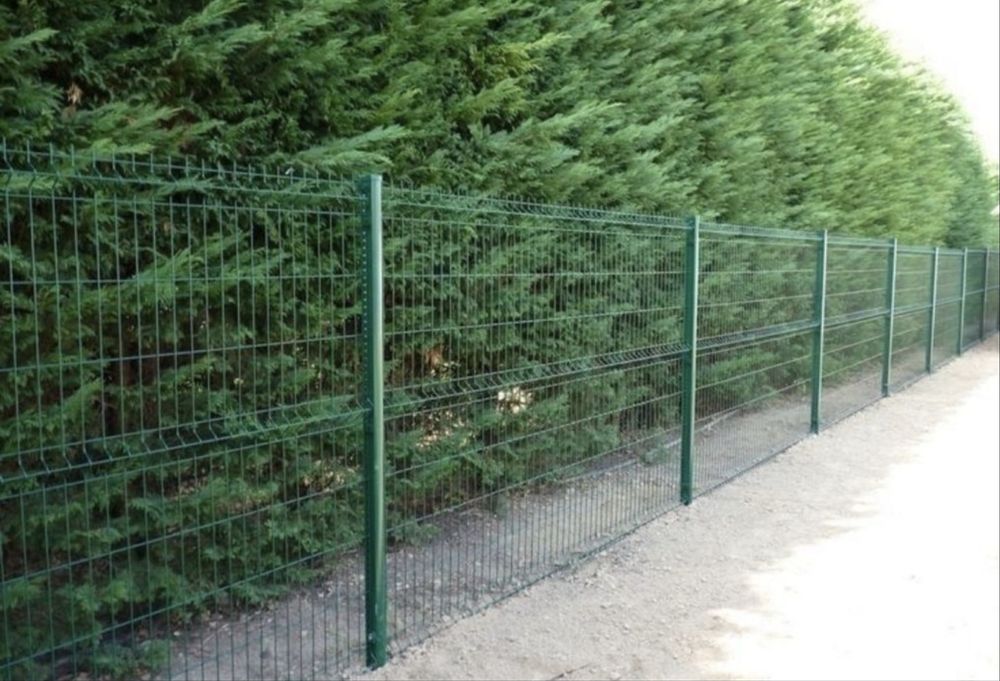 Garduri din plasa val sau bordurata