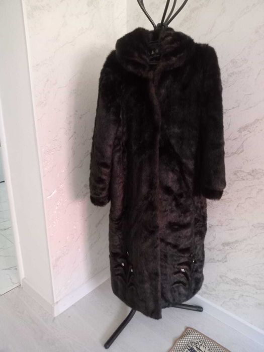 Продам норковую шубу