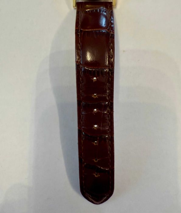 Часовник Claude Bernard с гаранция