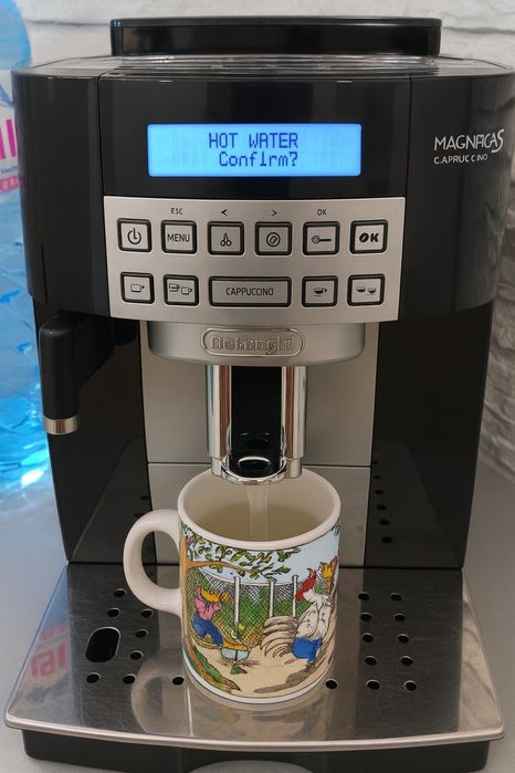 Автоматична кафе машина De’Longhi