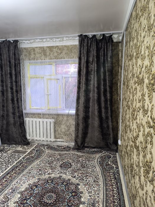 Сергели Спутнике. Двух комнатная квартира с ремонтом в деревянном доме