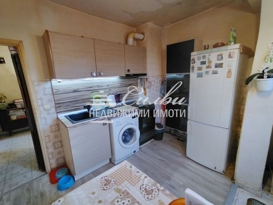 Двустаен апартамент - кв.Гривица