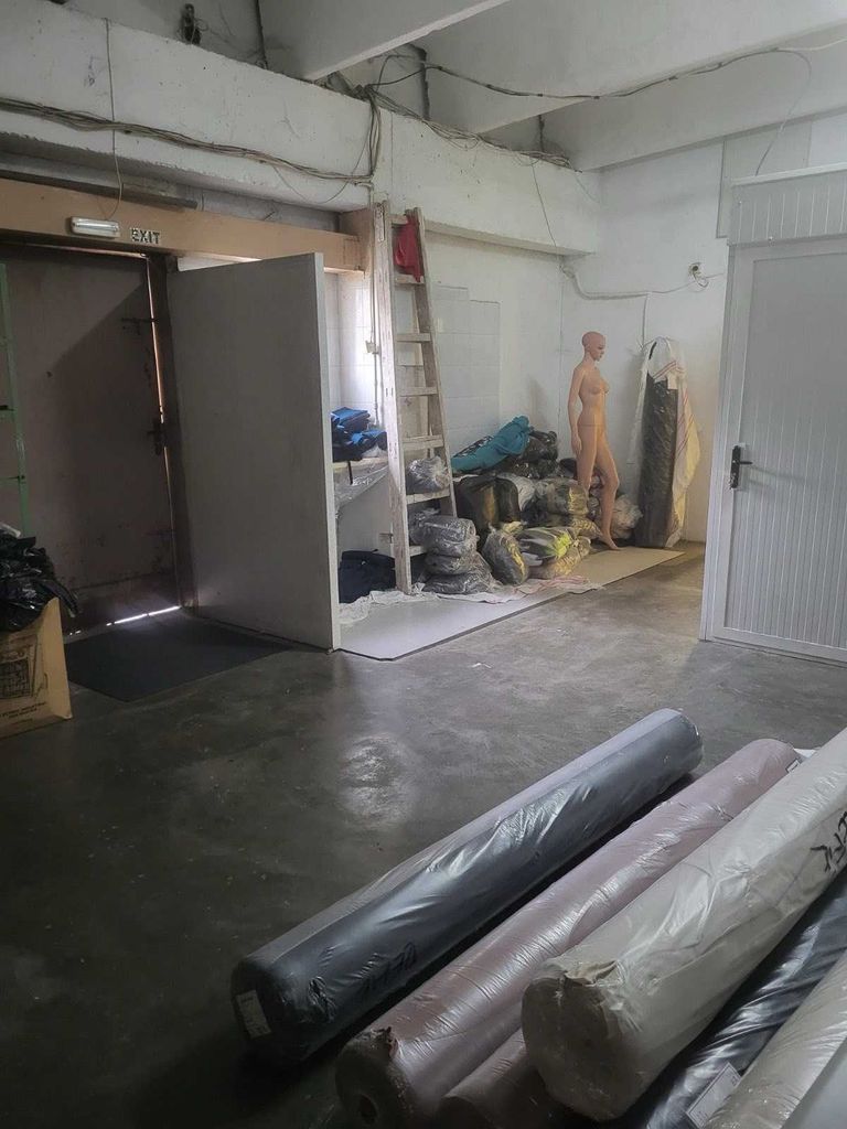 Продава се Магазин в Димитровград - 365 кв.м за 272 €/кв.м - Снимка #7