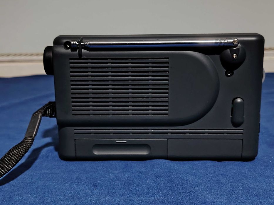PHILIPS AE 3205 9 Band World Receiver, radio portabil.