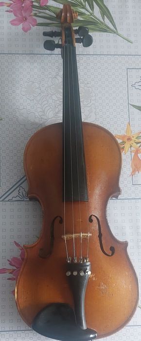 Vând Vioara clasica veche 4/4