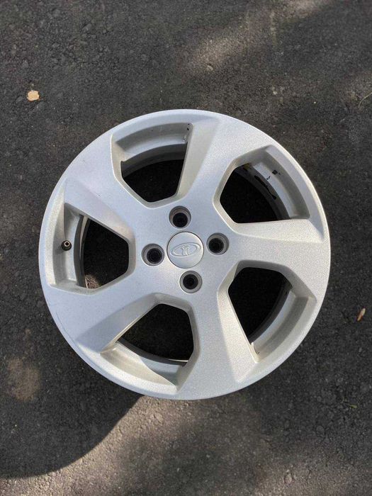 Диски Lada Largus R15