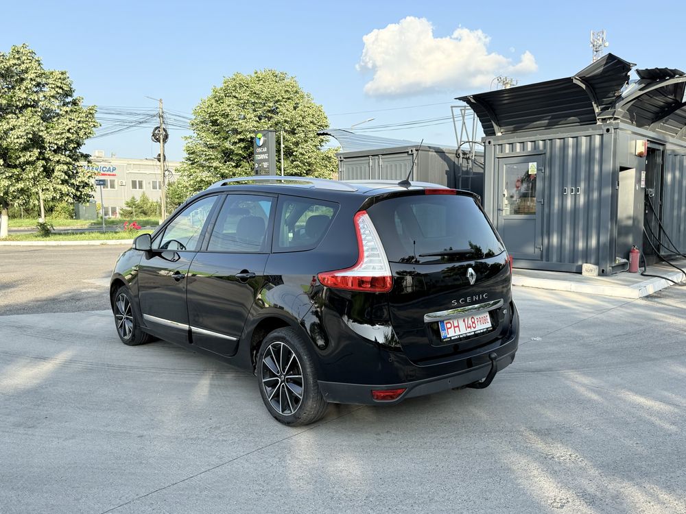 Renault Grand Scenic Bose , 1.5 dci 110 cp , 7 locuri , Panoramic !!!