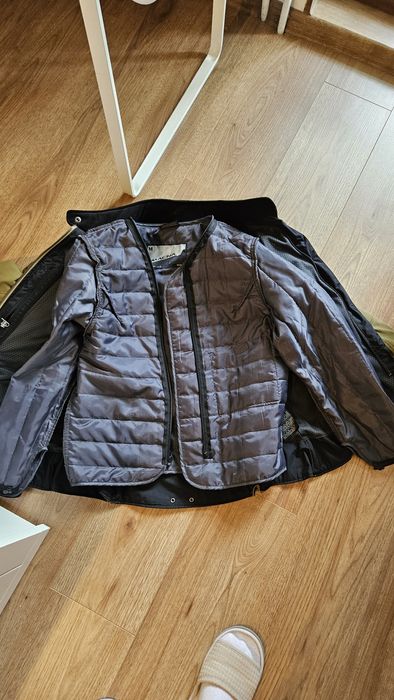 Vând haina Macna de dama ptr motor