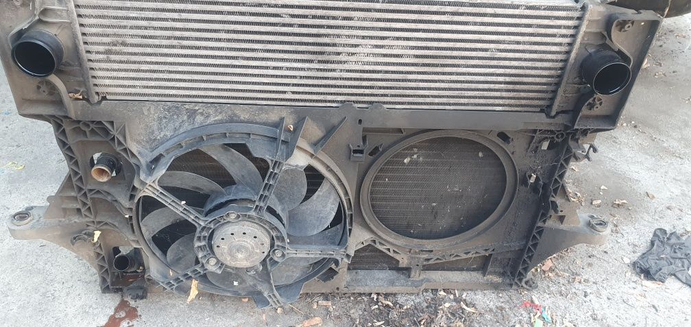 Intercooler si radiator Renault Master 2.5 dci an 2008.