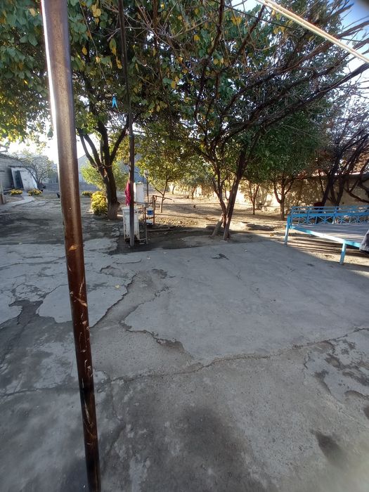 Uy sotiladi  12 so'tik, eski kuybishev, xozirgi zabardast mahallasi