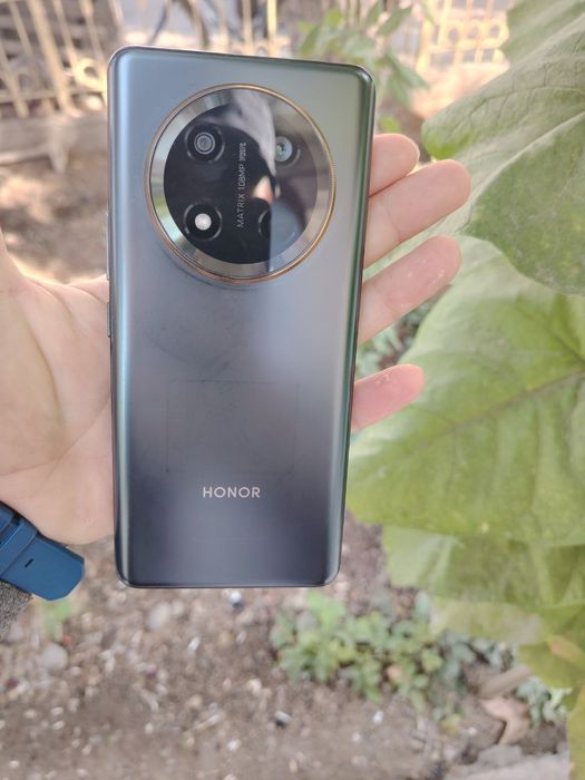 Honor X9c 8/256 Srochno sotiladi