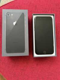 Vand iPhone 8 64Gb, in cutie