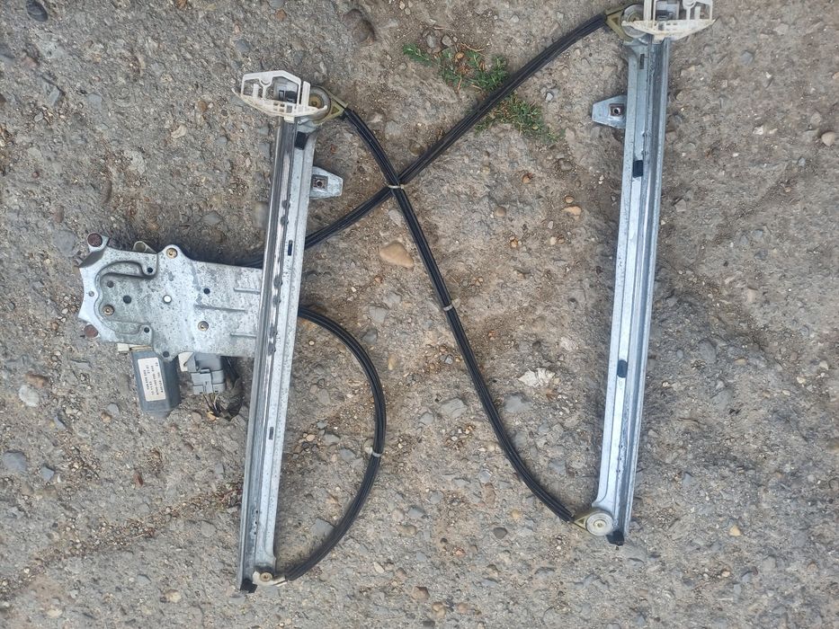 Преден ляв механизъм за стъкло зс ситроен хсара пикасо