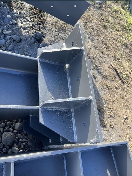 Vând hală metalică 15 x 10