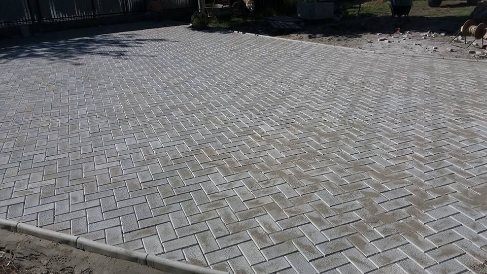 Pavaj, Transport, Montaj