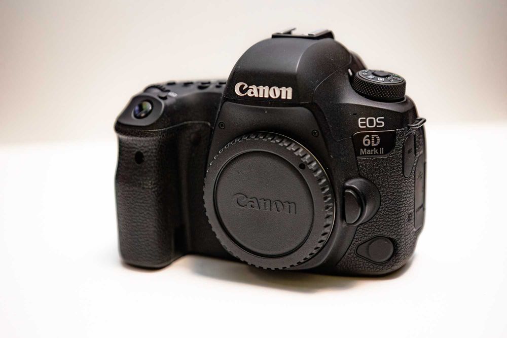 CANON EOS 6D mark II Перфектен