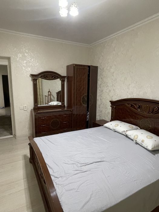 Своя квартира  в центре. Нукус улица напротив Пирамид, 1 нотариальная