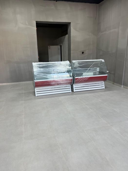 Холодильник витринный/Барная стойка