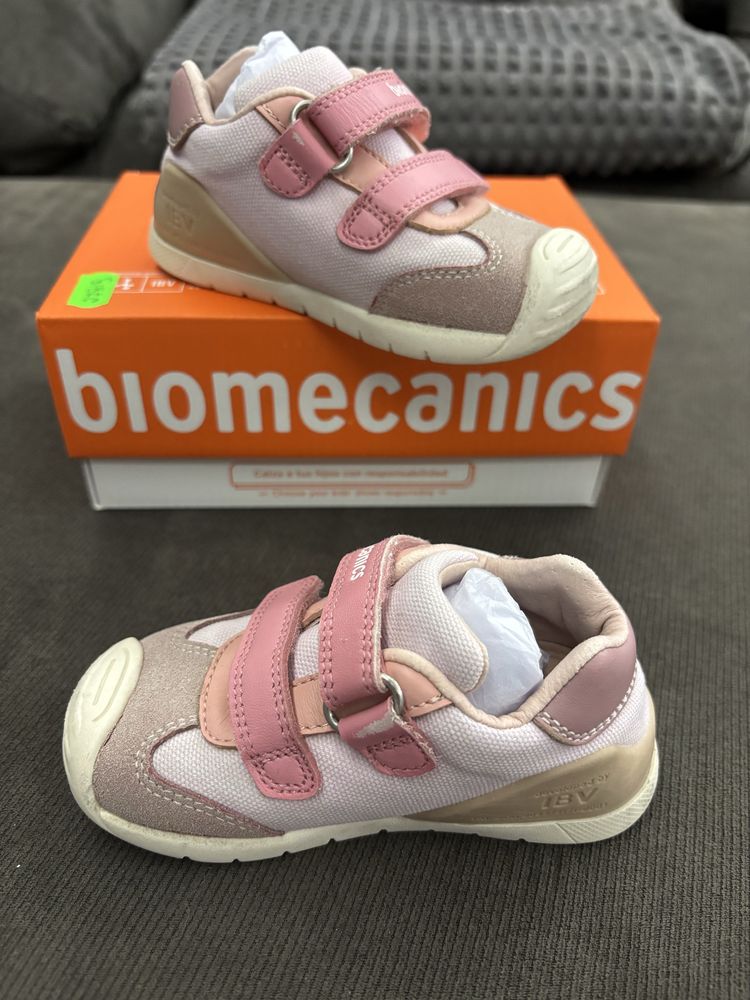 Детски обувки за прохождане Biomecanics