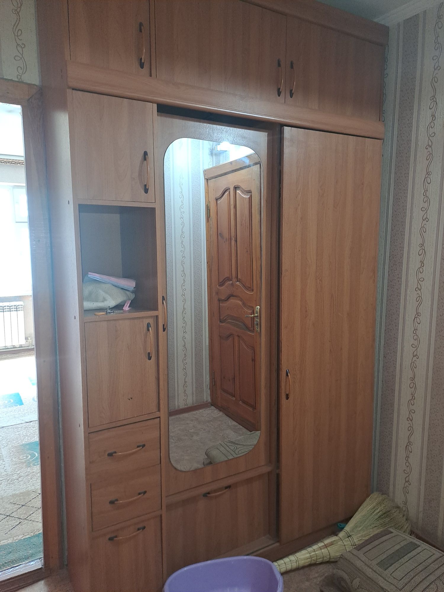 Продам шкафы разного размера 4 штука