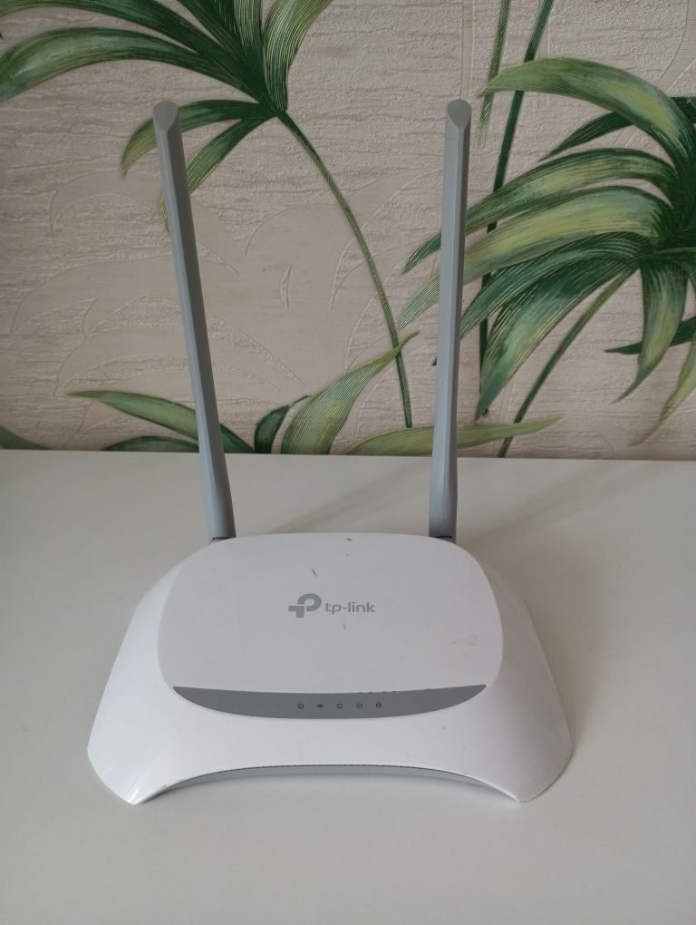 Wi-Fi роутер TP-Link TL-WR840N
