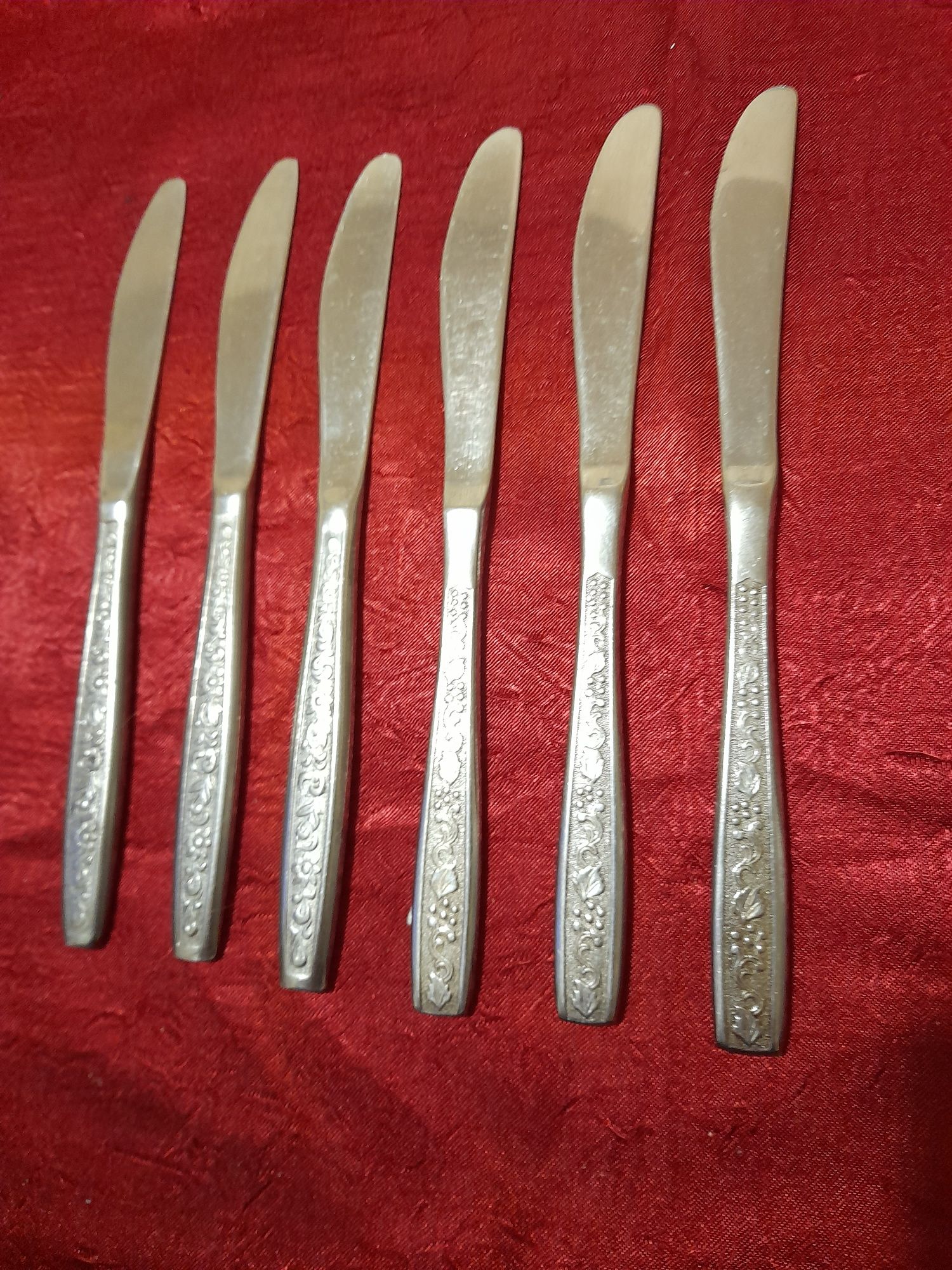 Стари трапезни ножове