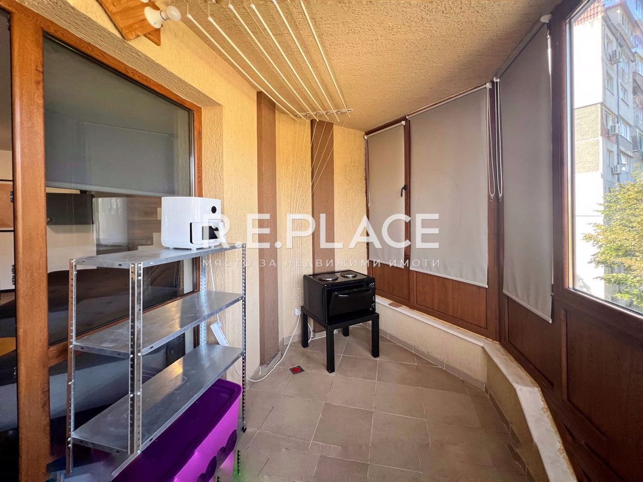 Продава се Тристаен апартамент в Варна, Възраждане 4 - 133 кв.м за 1627 €/кв.м - Снимка #9