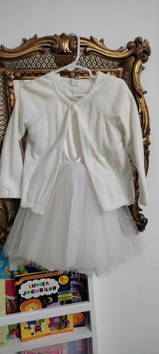 Haine/ rochițe pt. serbare grădinița  fulg de nea etc fetiță 4-5 ani