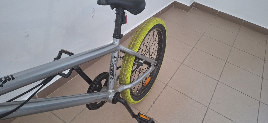 BMX B-Twin (Decathlon)