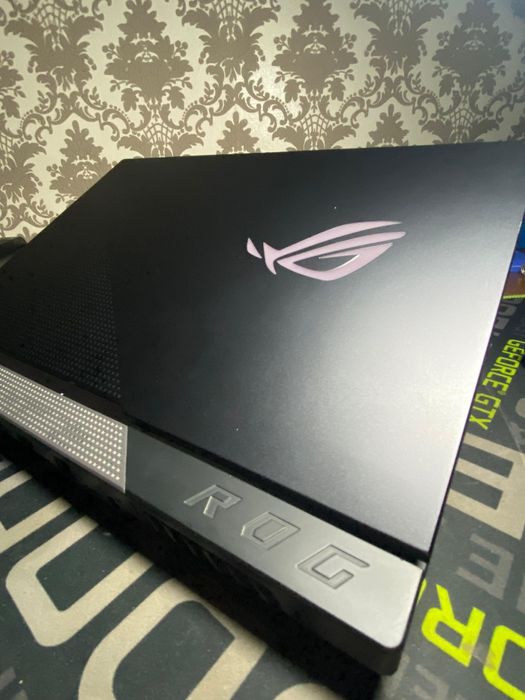 Мощный Asus Rog Strix GTX Ryzen 7 8ядер 16озу