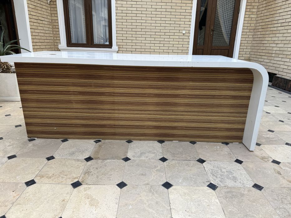 стол оффисный 3/1 метров