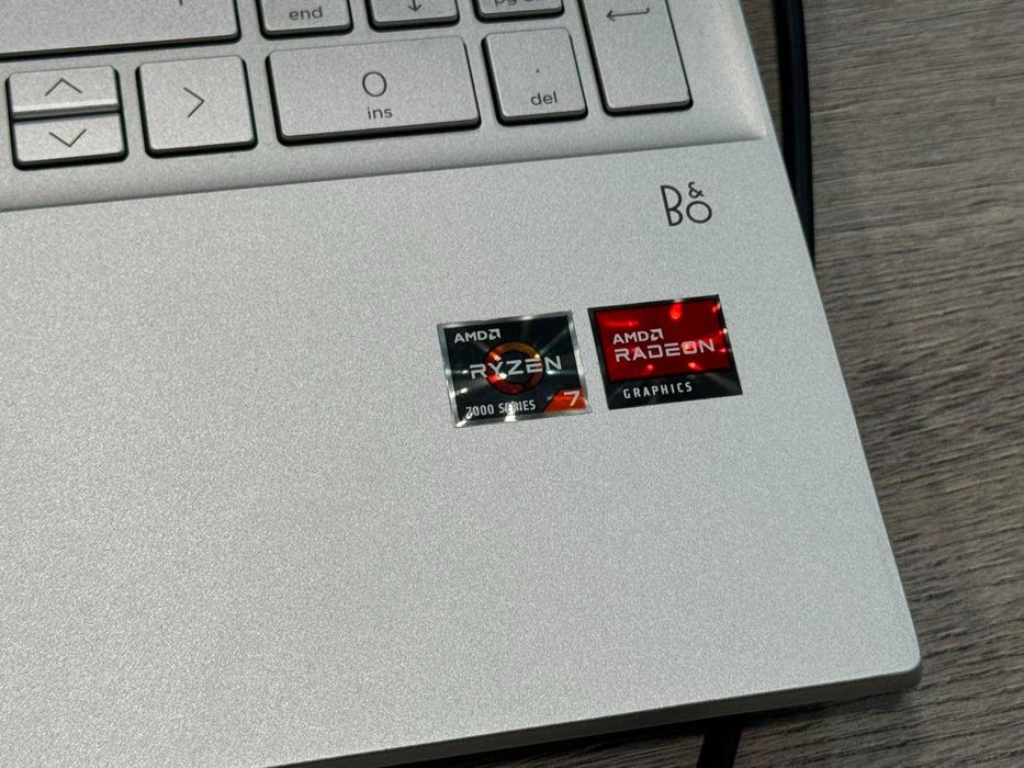 HP Pavilion 15/FHD IPS/Ryzen 7 7730U/16GB RAM