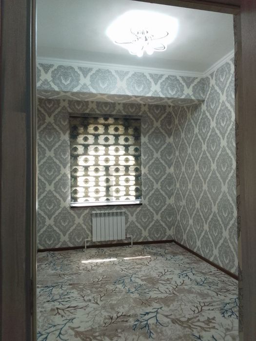 Dagbitda 250 y. E3 xona navastroyka xali xech kim yawamagan 2 etaj
+99