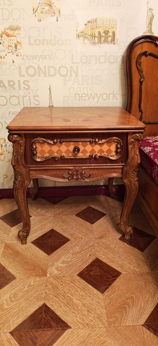 Румынский спальный гарнитур  Д-10 в отличном состоянии, как новый.