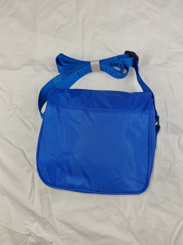 Trapstar bag blue