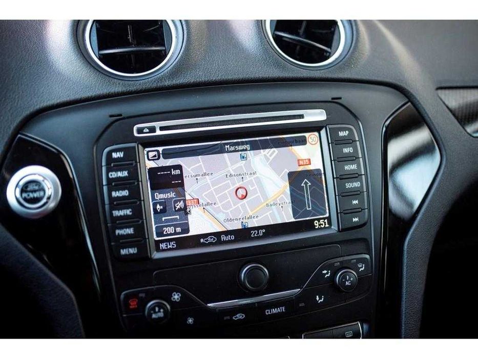Card cu hartile de navigație pentru unitatile MCA montate pe FORD