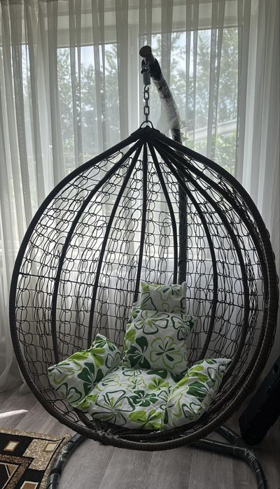 Кокон коричневый