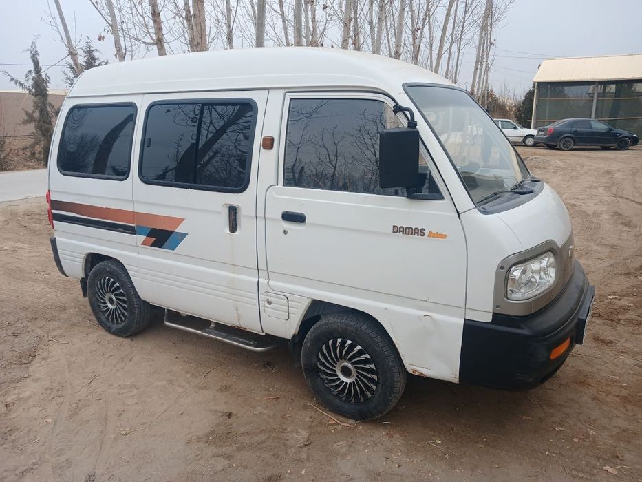 Damas sotiladi, holati yaxshi